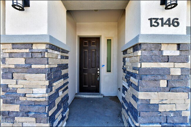 Foto del edificio - 13146 Cleethorpes St