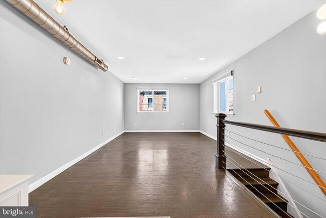 Building Photo - 2579 Memphis St