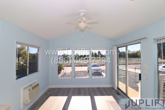 Foto del edificio - 55+ Community 1 bedroom in Canyon Ridge Estates