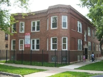 Foto principal - 3803-3809 W Ohio St