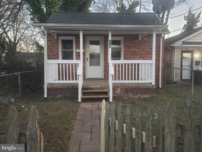 Building Photo - 306 Glover St