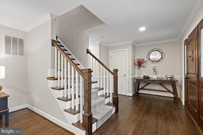 Foto del edificio - 9472 Lapstrake Ln