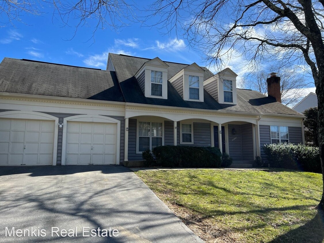 4 br, 2.5 bath House 20727 Aspenwood Lane House Rental in