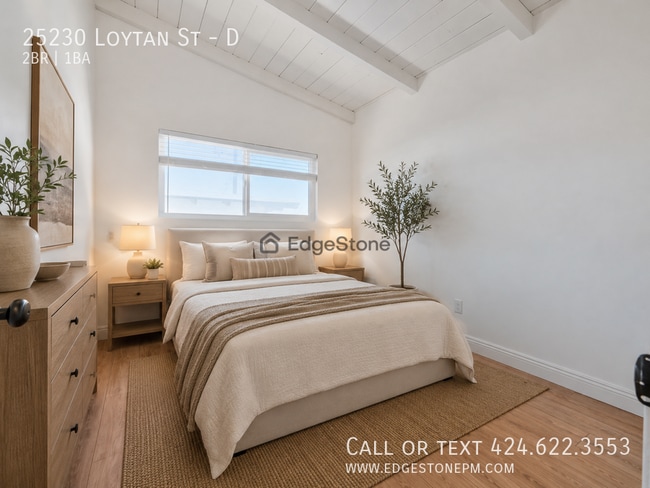 Building Photo - 25230 Loytan St
