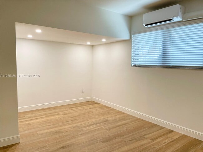 Foto del edificio - 134XX SW 1st St