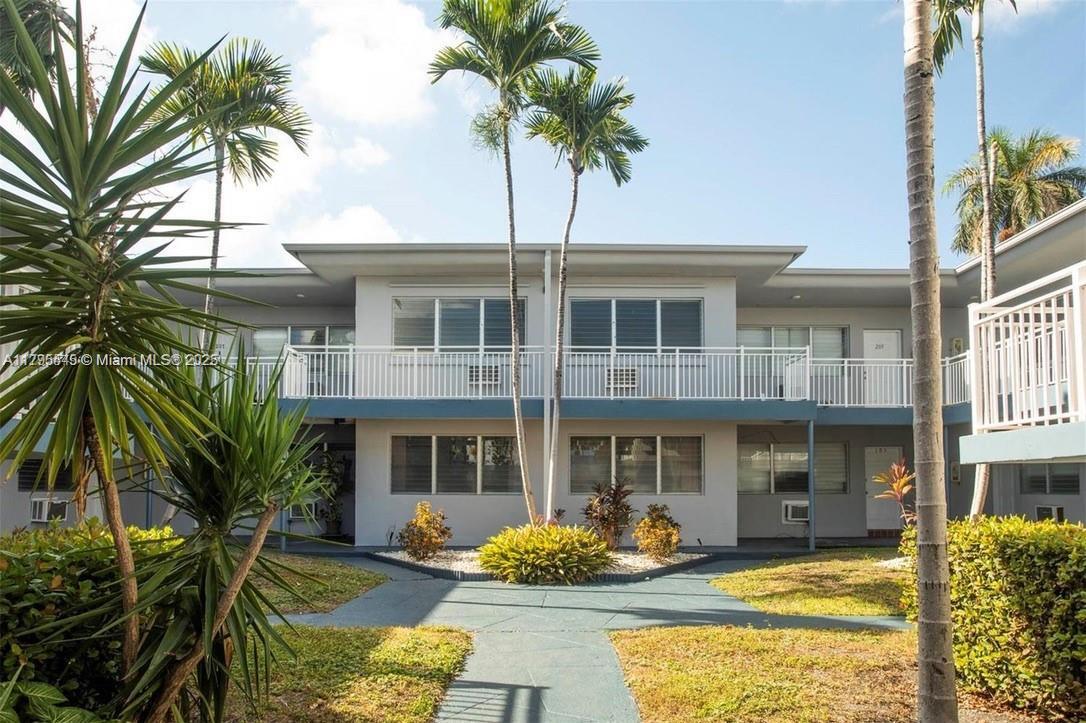Foto principal - 350 75th St