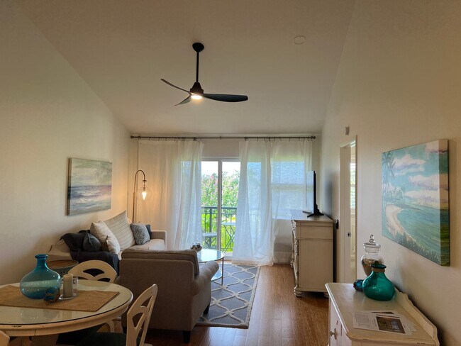 Foto del edificio - Napili - 2 bedroom/2 bath fully furnished, 2nd floor