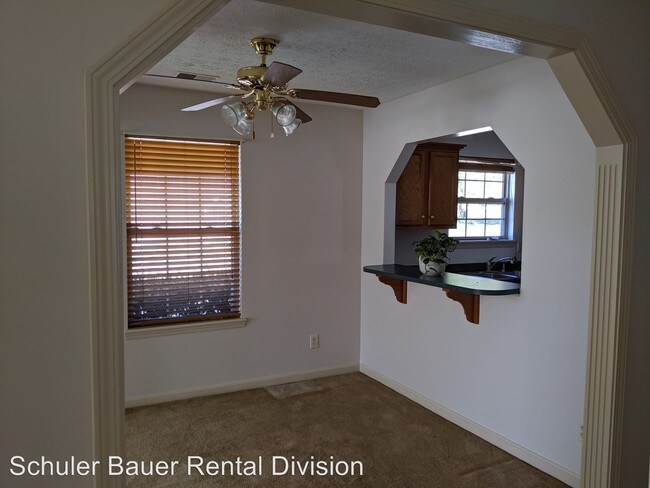 Foto del edificio - 3 br, 2 bath House - 411 Main St