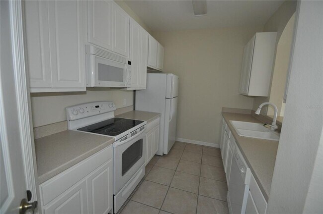 Foto del edificio - 588 Brantley Terrace
