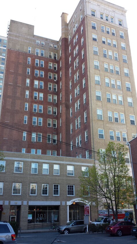 Primary Photo - 124 Court St