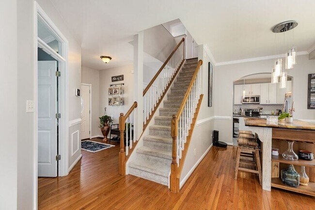 Building Photo - 11814 Gardenia Dr