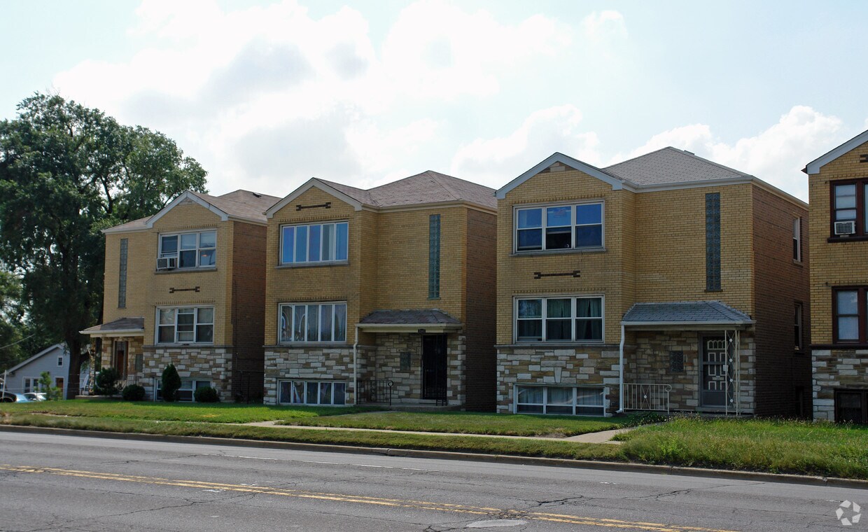 Building Photo - 7301-7307 Archer Ave