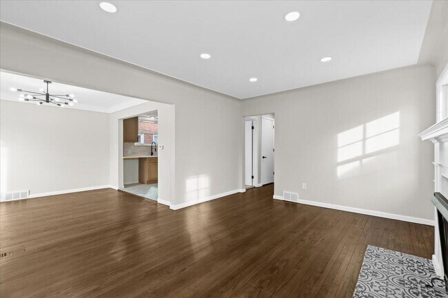 Foto del edificio - 19750 Prest St