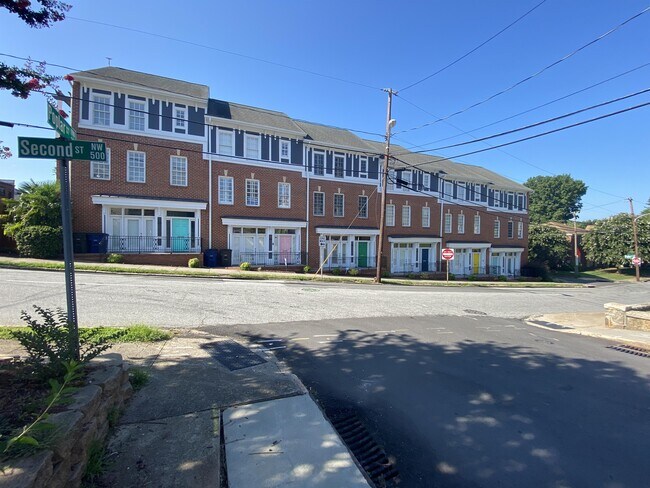 Foto del edificio - 562 Second St