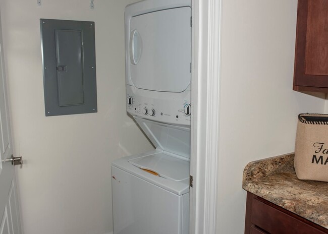 Stack Washer and Dryer in Apartment - Hi Vine