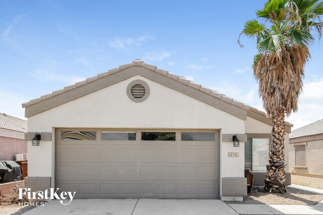 Building Photo - 12741 W Valentine Ave
