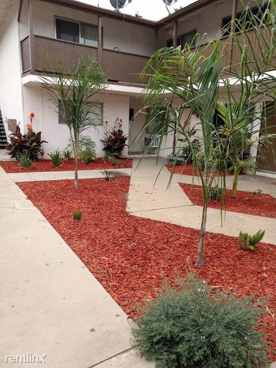 Foto del edificio - 365 N Vecino Dr