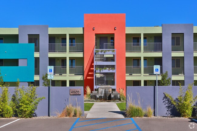 The Q At Nob Hill Apartments The Q At Nob Hill Apartments