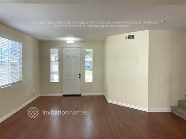 Foto del edificio - 15418 Rochelle St