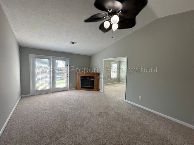 Foto del edificio - 1232 Longpoint Dr