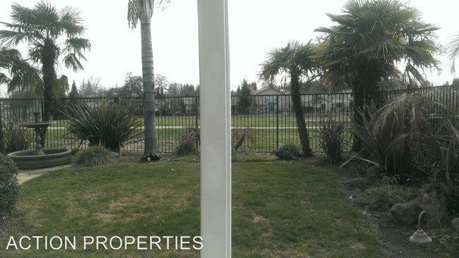 Building Photo - 5 br, 3 bath House - 108 McMindes Court