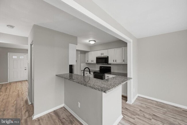 Building Photo - 40 Cobber Ln