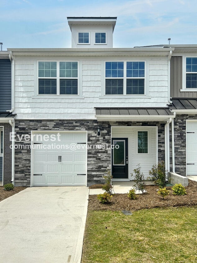 Primary Photo - 2158 Willow Gln Dr