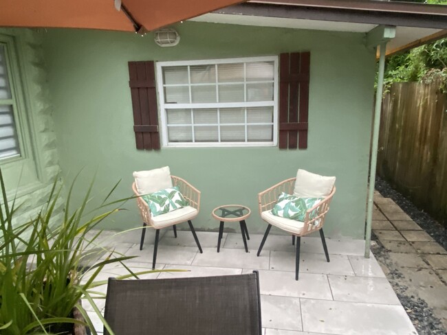 Foto del edificio - 2506 Formosa Ave