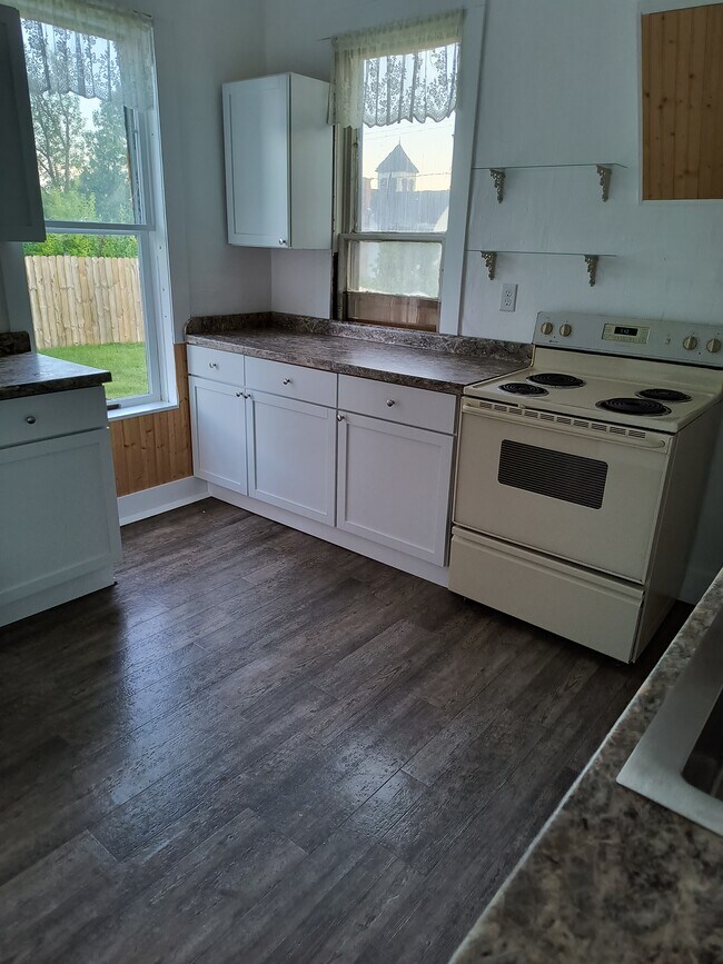 Foto del edificio - 315 6th St NE