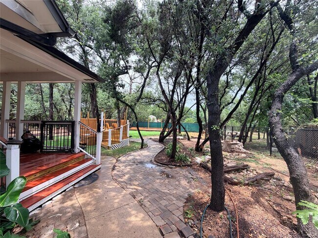 Foto del edificio - 7130 Ranch Rd
