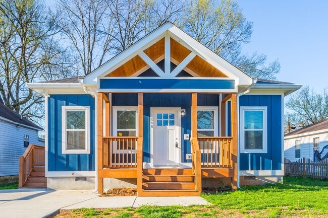 Downtown 3 bedroom Cottage - Downtown 3 bedroom Cottage House