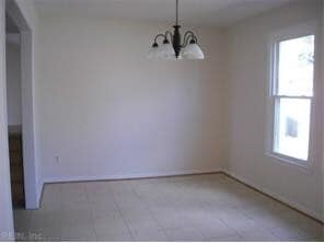 Building Photo - 3 BED 2 BATH RANCH IN OAK SPRINGS