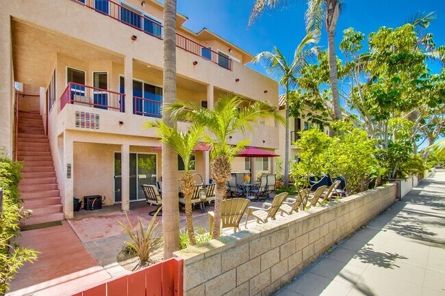 Foto del edificio - 831 Allerton Ct