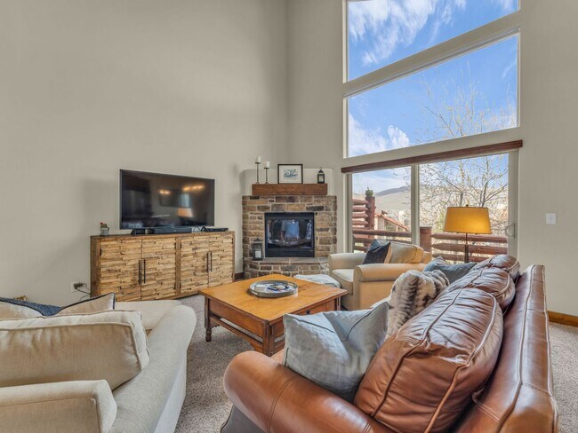 Foto del edificio - Cedar Ridge Townhome  **Mid-April thru November Rental**