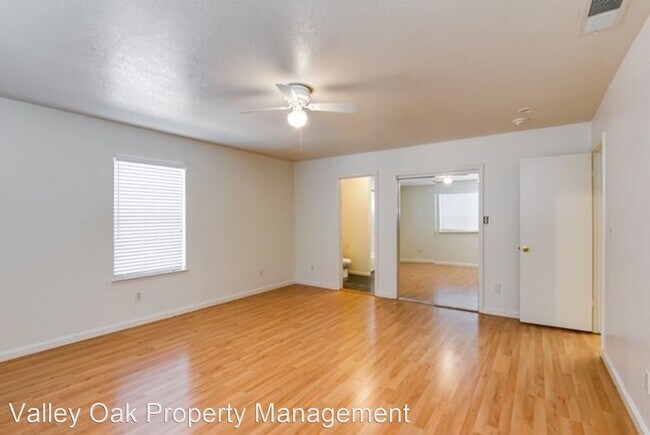 Building Photo - 4 br, 3 bath House - 117 Orange Avenue