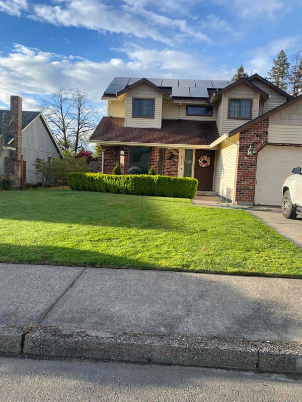 Primary Photo - 4075 SE Hillyard Rd