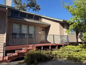 Building Photo - 11611 Sandpiper Way