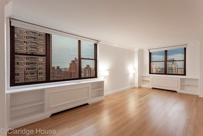 Foto del edificio - 214 E 87th St