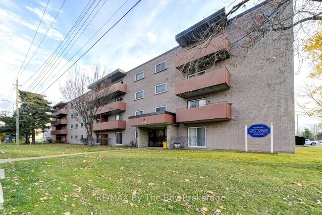 Photo du bâtiment - 184 Eighth St