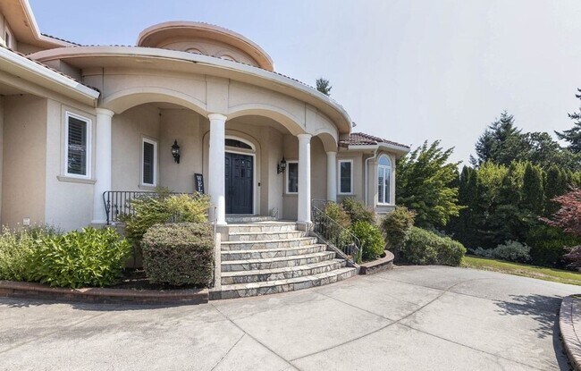 Foto del edificio - Stunning Mediterranean-style villa situate...