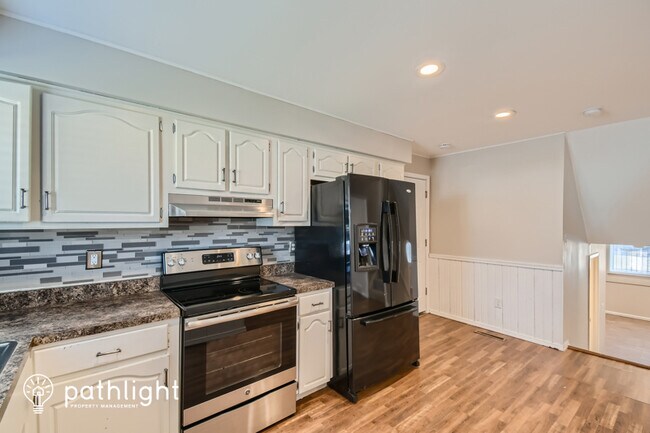 Building Photo - 5414 Paladim Road