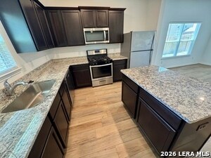 Foto del edificio - 10818 Emerick St