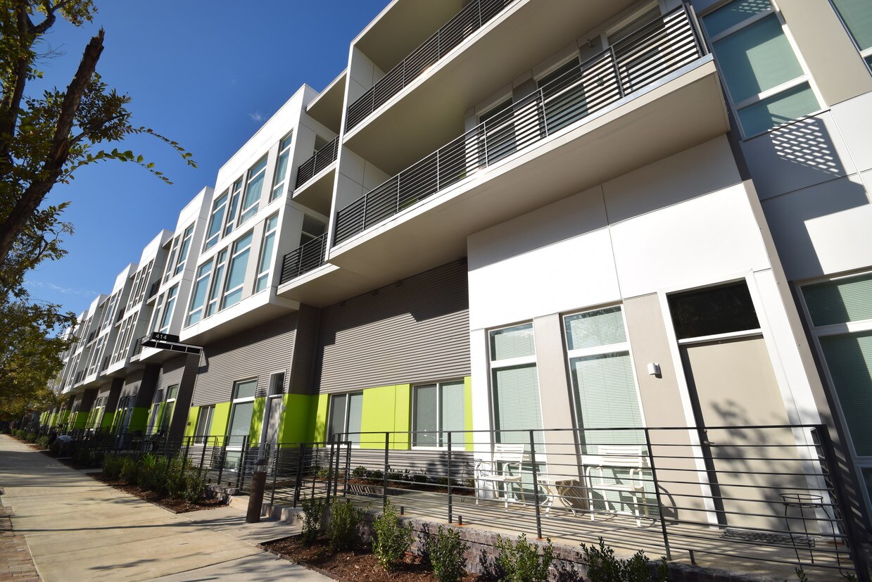 MacArthur Commons Apartments in Little Rock, AR