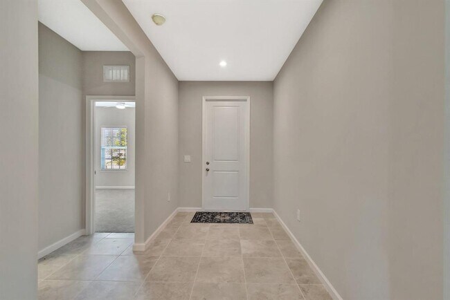 Building Photo - 12639 SW Forli Way