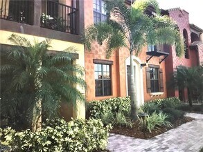 Building Photo - 11908 Izarra Way