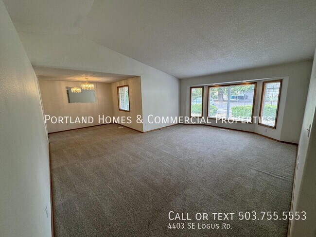Foto del edificio - 4403 SE Logus Rd