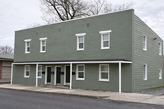 Building Photo - 125-131 N West St