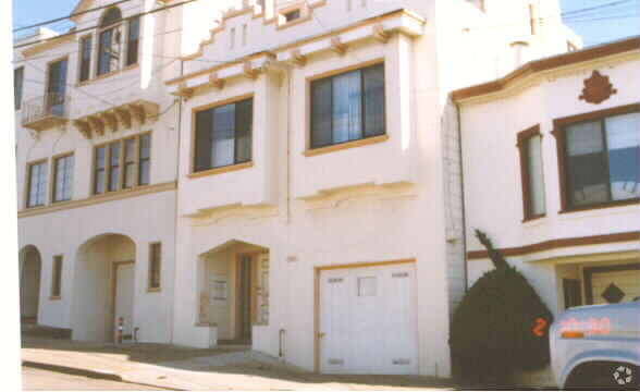 Building Photo - 746 46th Ave