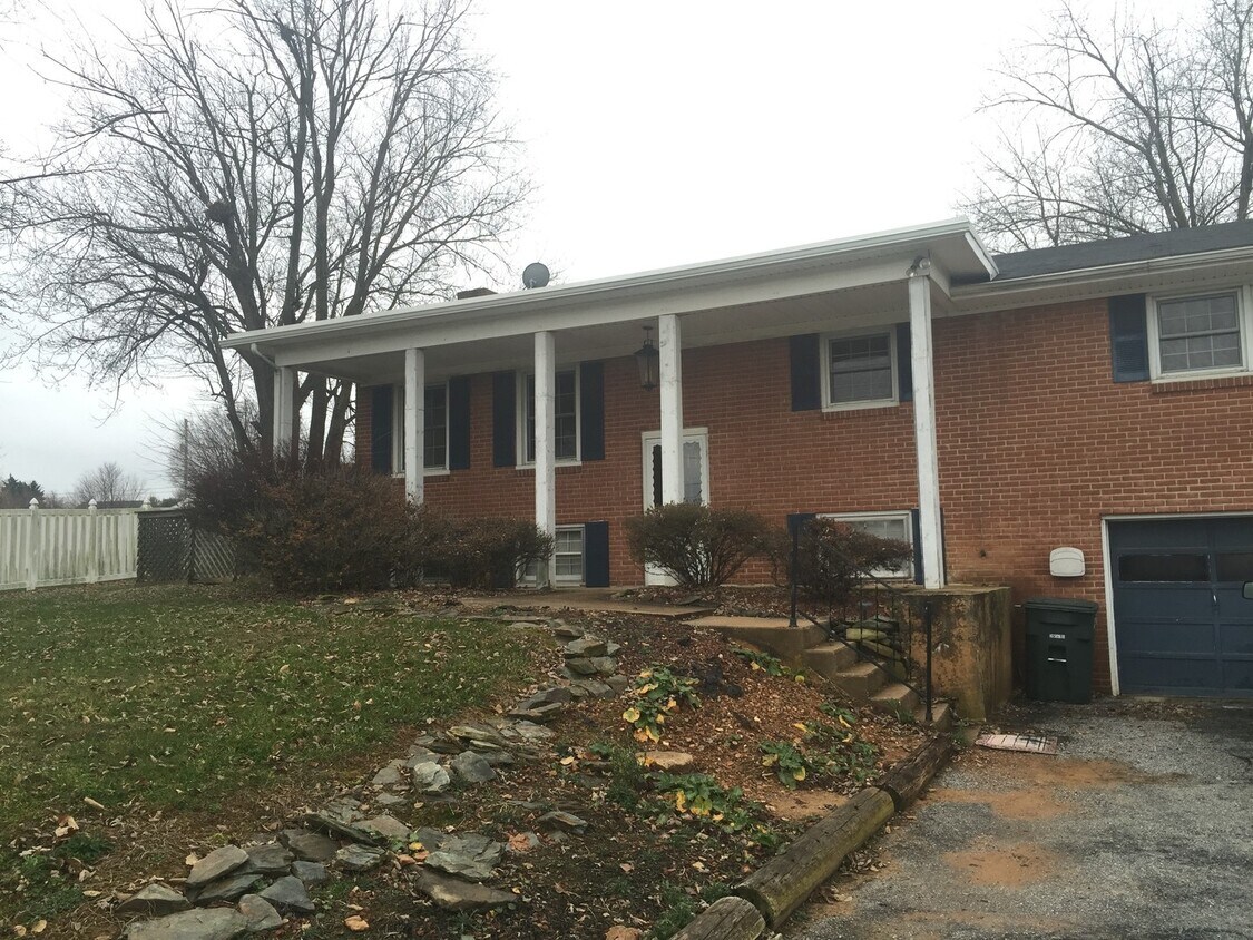 Coming Soon! Dallastown School District! House Rental in Red Lion, PA