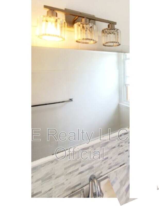 Foto del edificio - 819 N 64th St